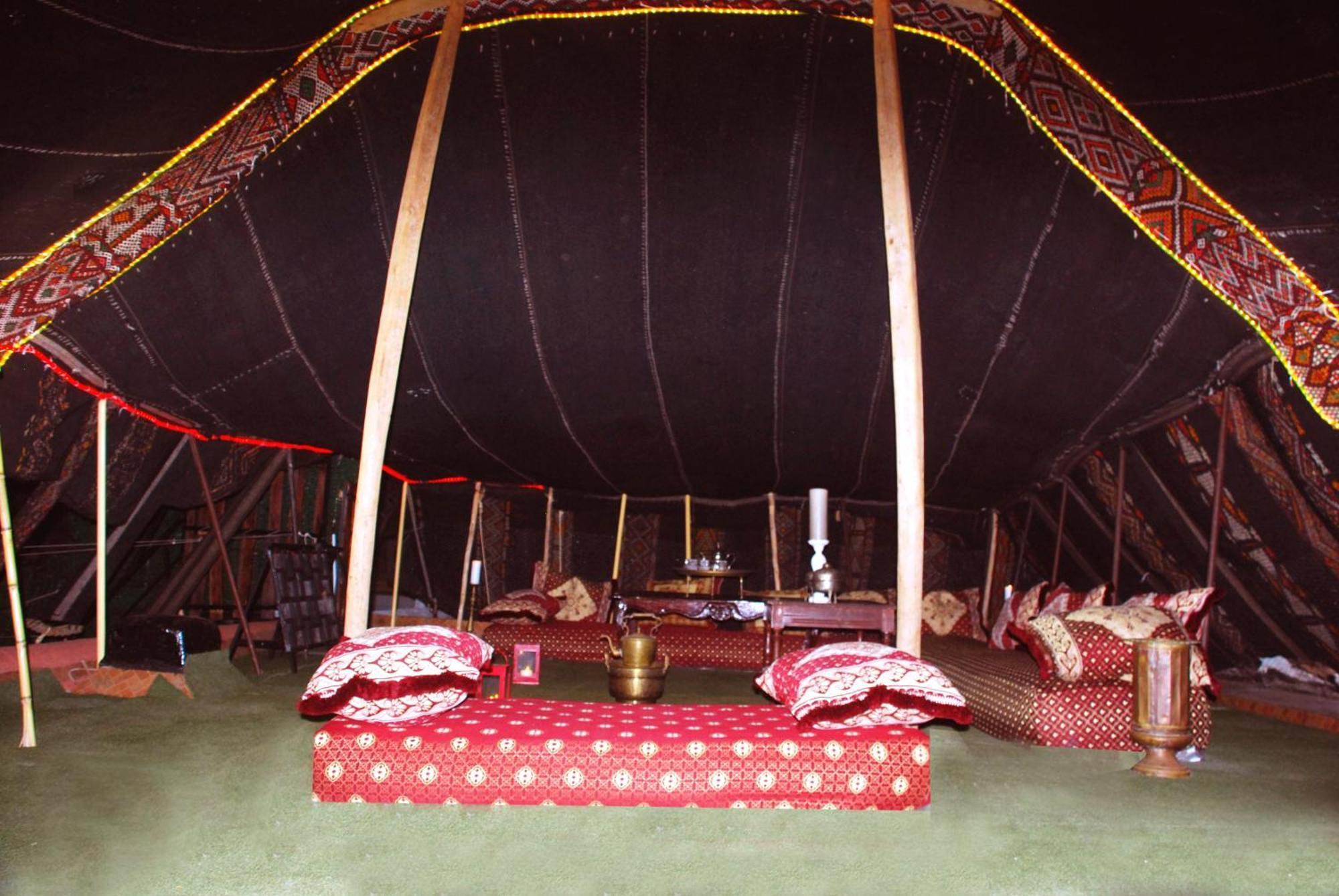 Dar Lghzal Special Offer In Rabat Winner Of Guest Experience 2025 Awards Traditional Sahrawi And Berber Privative Villa With Swimming Pool Jacuzzi Sea View And On Site Restaurant Ideal For Family And Groups In Rabat'S Center No Car Required Екстериор снимка