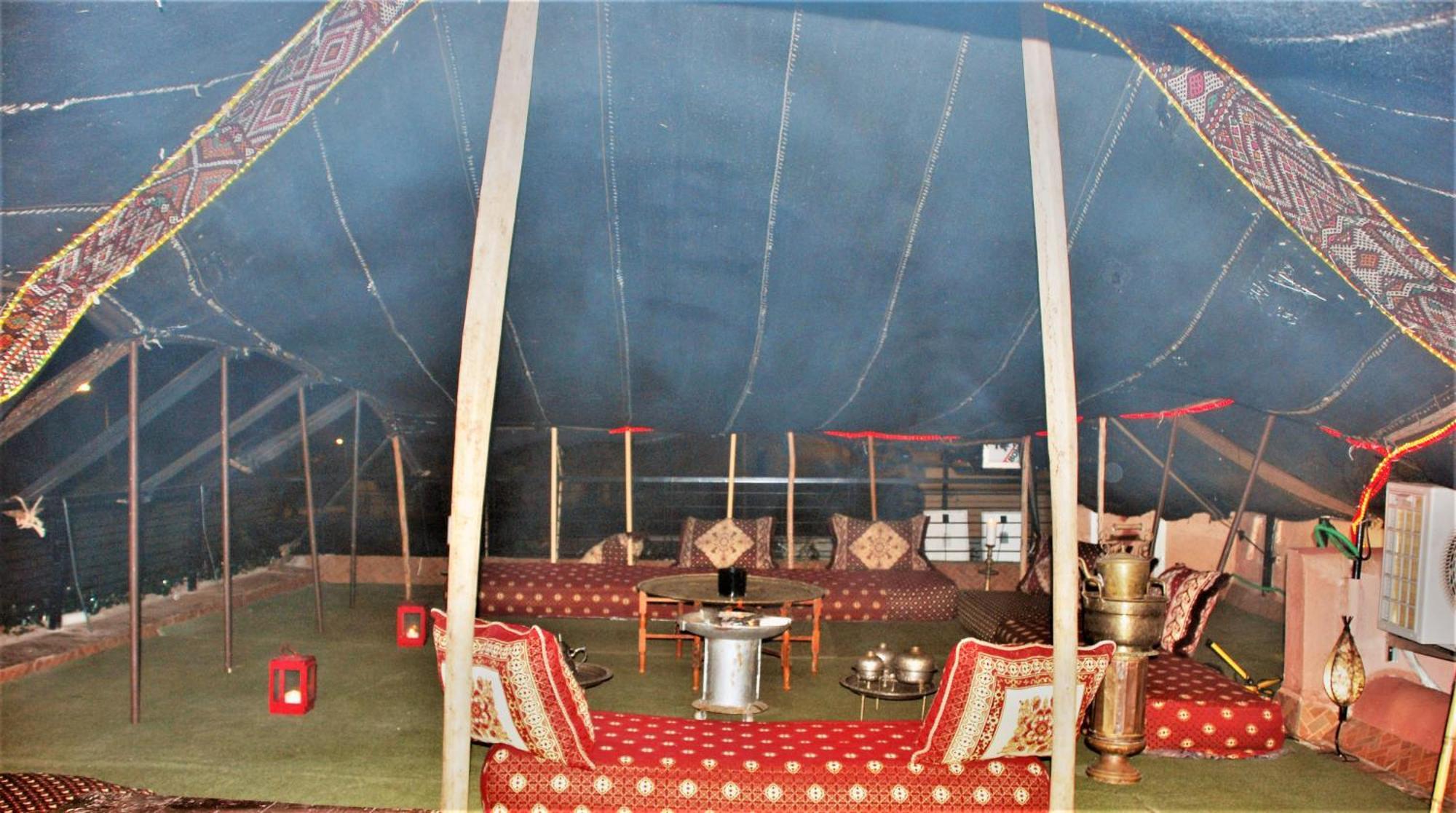 Dar Lghzal Special Offer In Rabat Winner Of Guest Experience 2025 Awards Traditional Sahrawi And Berber Privative Villa With Swimming Pool Jacuzzi Sea View And On Site Restaurant Ideal For Family And Groups In Rabat'S Center No Car Required Екстериор снимка